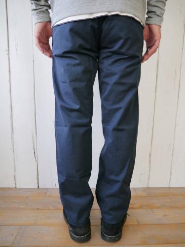 【30% OFF】　Hilts　(Slim Chino Trouser)