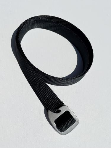 Tap Cap Gunmetal Buckle Bottle Opener Belt (Black)