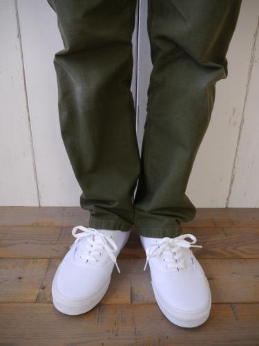 Authentic (True White)