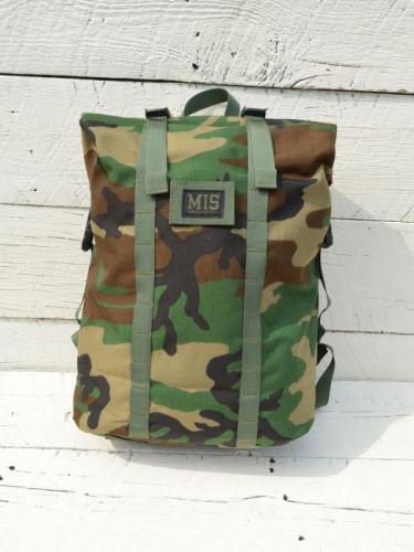 ROLL UP BACKPACK (Woodland Camo)