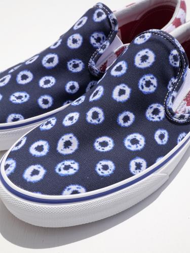 Classic Slip-On　(Dyed Dots & Stripes)