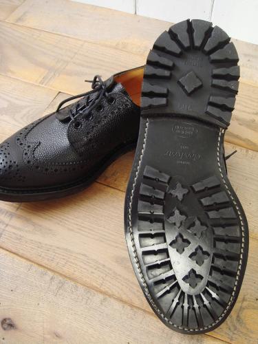 M5633 Brogues (Black Scotch Grain)