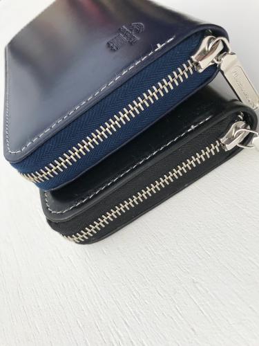 S2622 Zip Round Purse (Holiday Line)