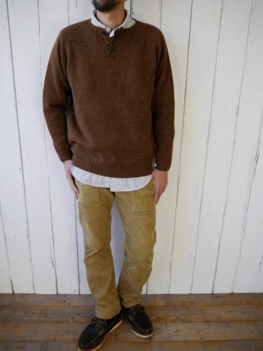 【40% OFF】　HENLEY NECK (Pecan)